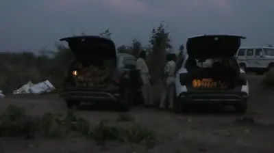 Two expensive cars along with 5.70 quintals of ganja seized
