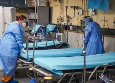 Mumbai reports surge in Covid, swine flu and viral infections