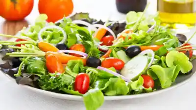 US Food Safety Scare: Parasite in Salads Sickens Thousands With Diarrhoea