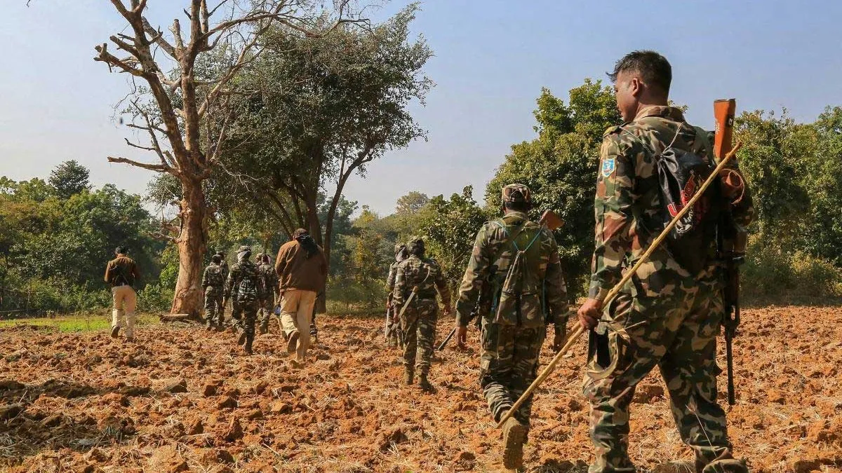 Naxalites Kill Two Villagers