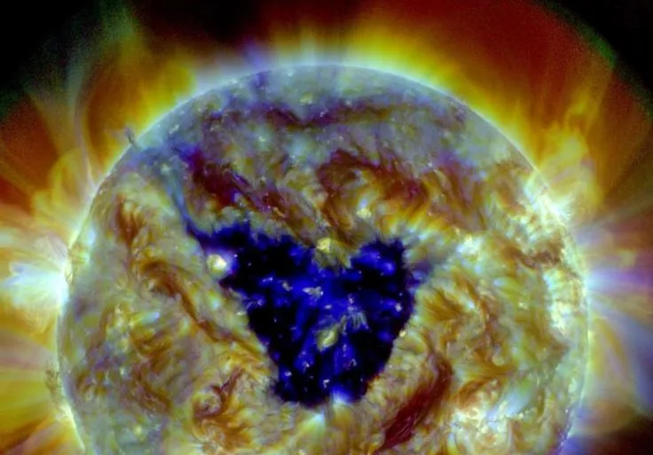 hole pops up on the Sun