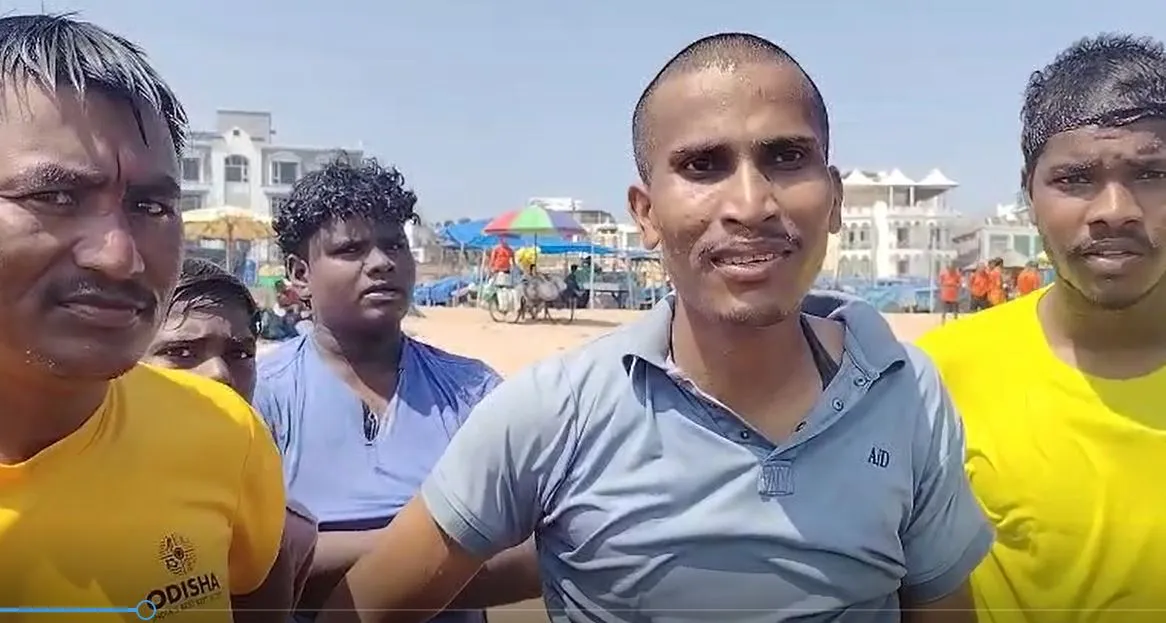 tourist drown