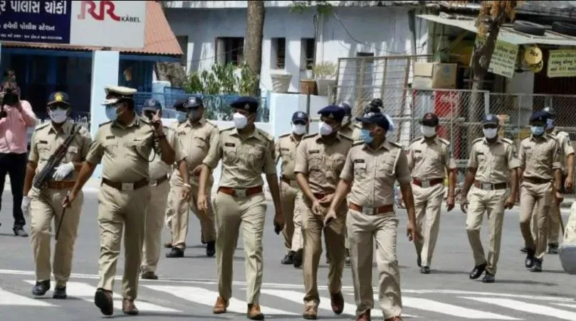 Vadodara Stone Violence Social Media Post