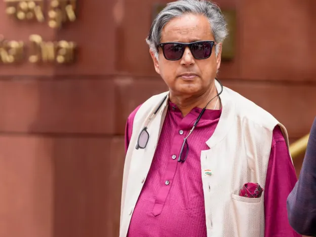 Shashi Tharoor
