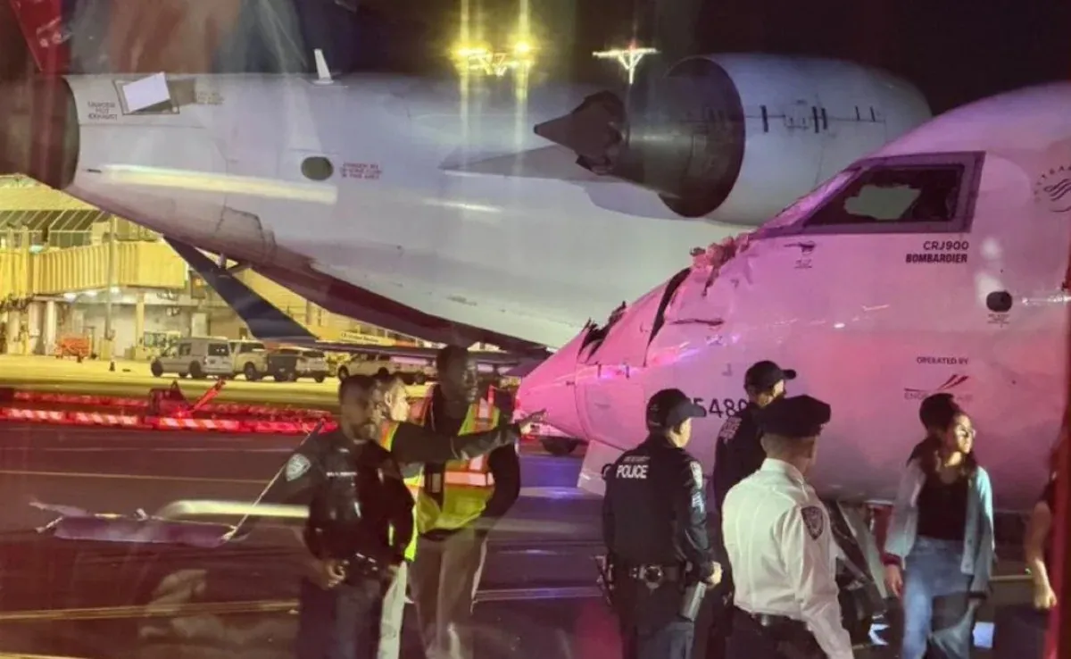 delta planes collide