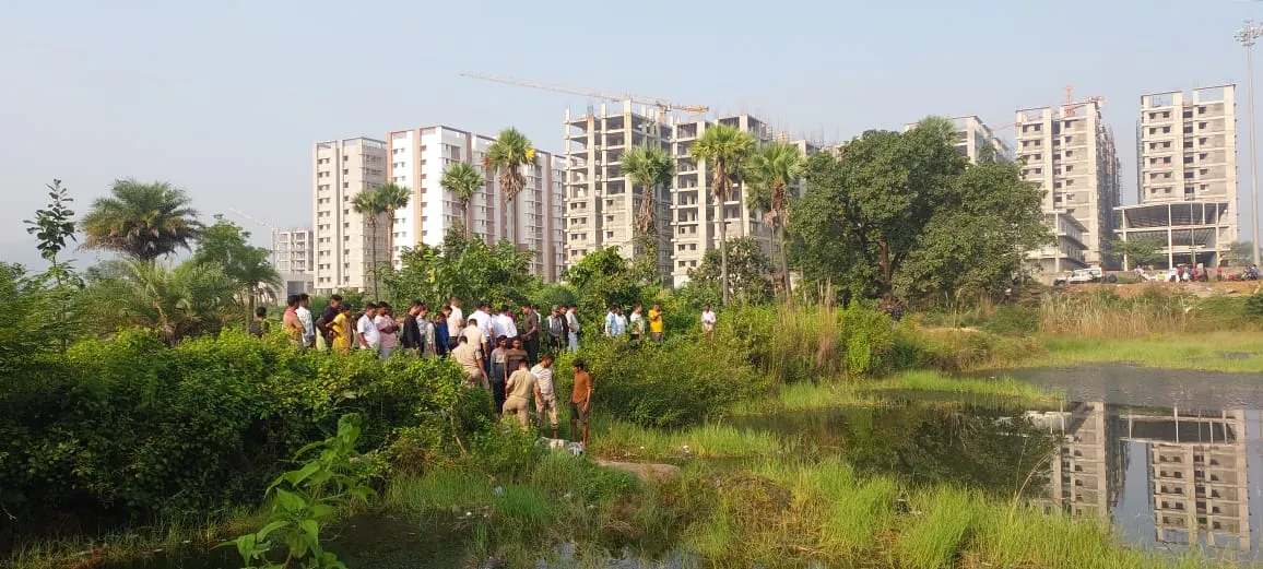 non odia labour dead body recovered from pond in dhenkanal