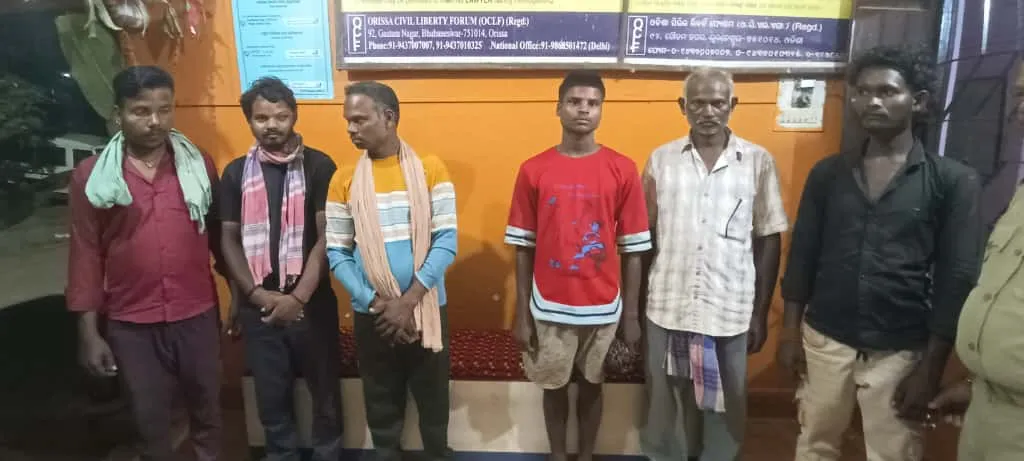 6 mohama tractor seized 6 arrested