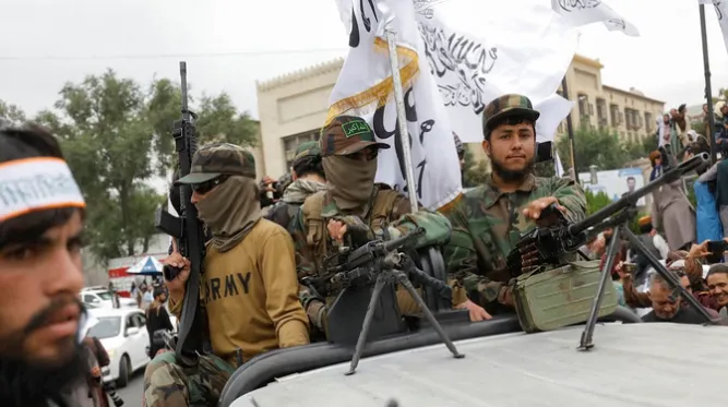 Asim Muni warns Afghanistan; Taliban retaliates to every attack
