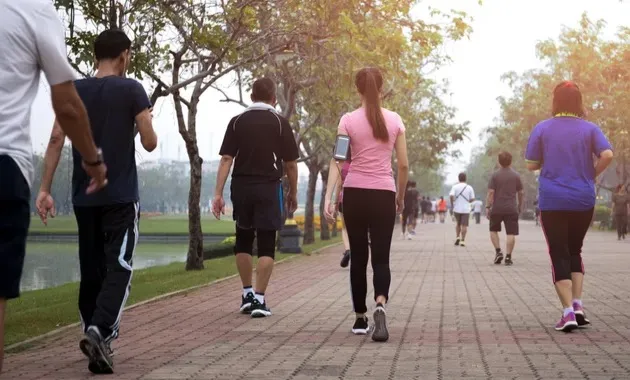 how-10-minutes-walking-helps-to-reduce-uric-acid-know-benefits