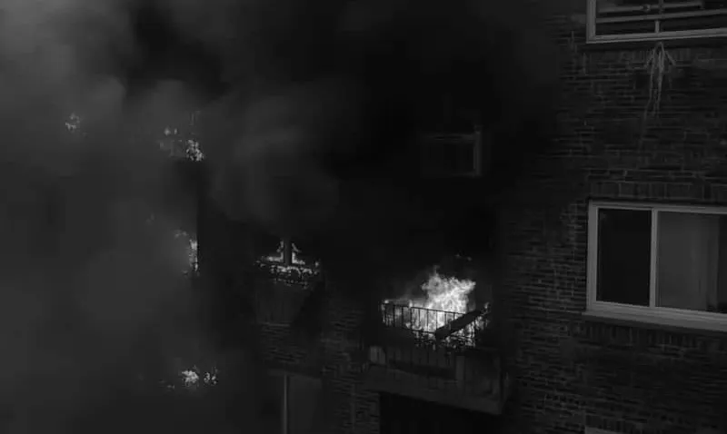 Woman's crazy Attempt Kill Cockroach Apartment fire Neighbour Die