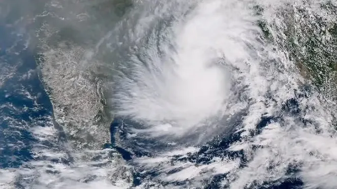 Major update on Cyclone 'Montha'