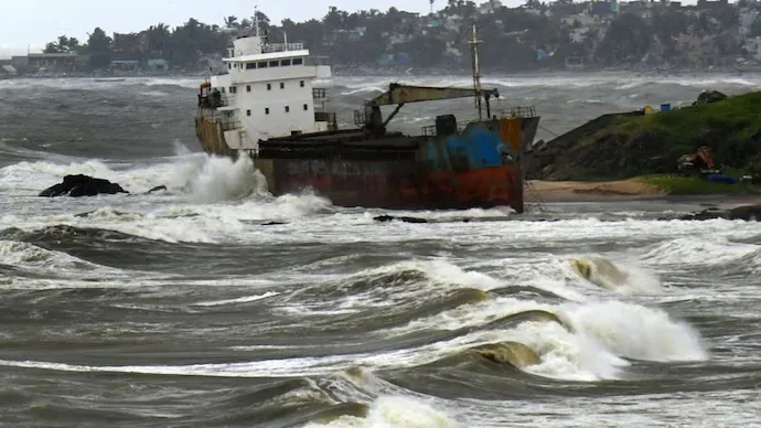 Cyclone Mantha kills two in Andhra Pradesh
