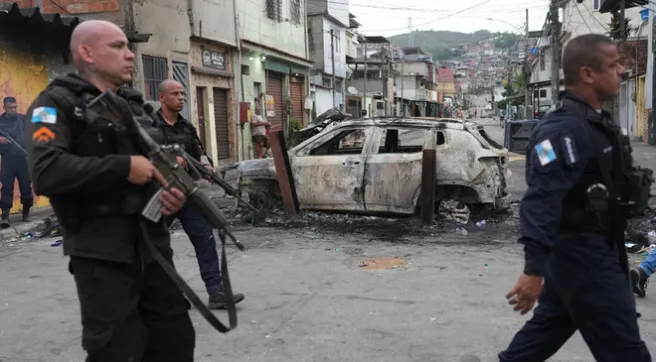 Brazilian police crackdown on drug mafia