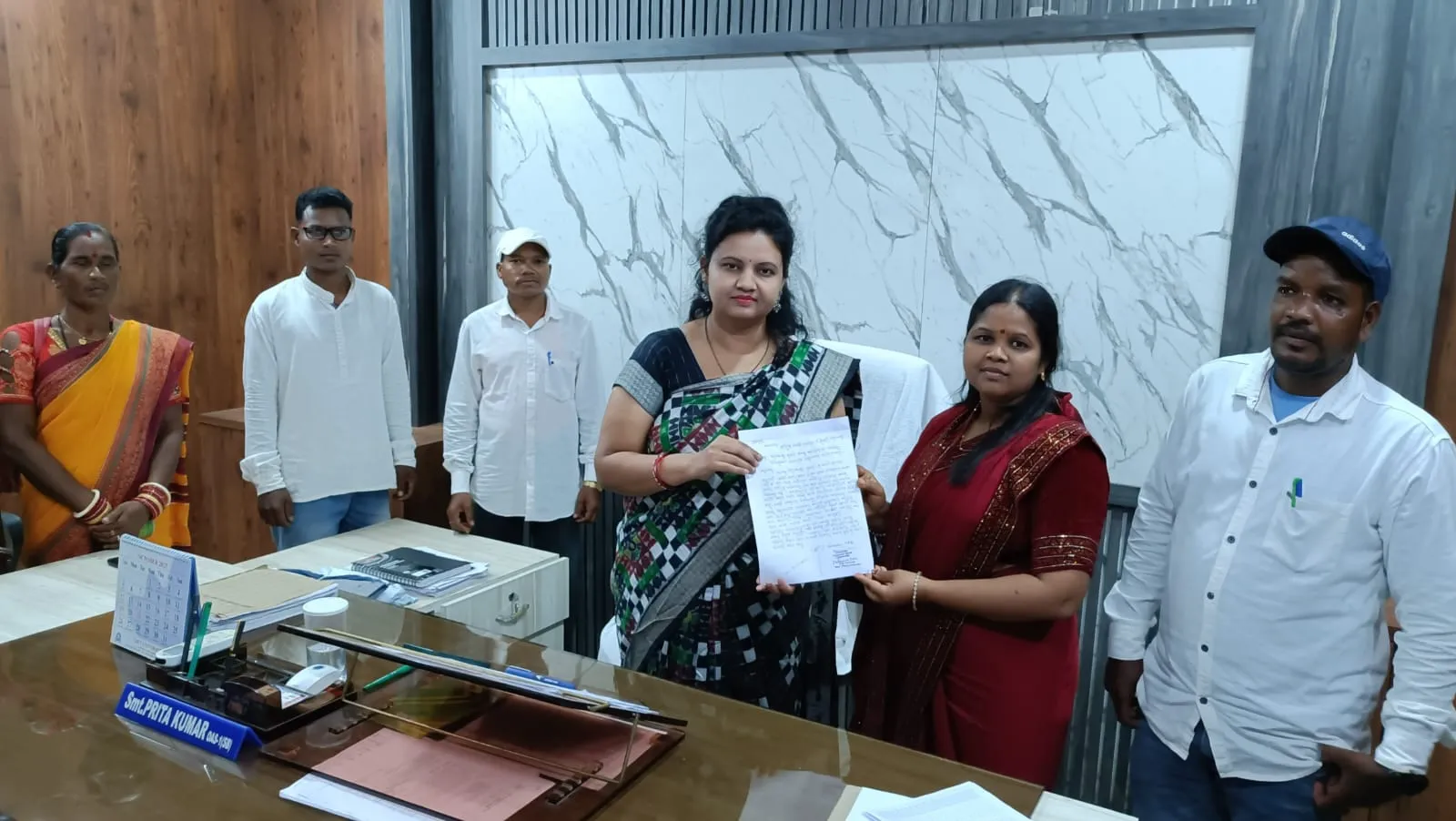  unite against Chitrakonda MLA
