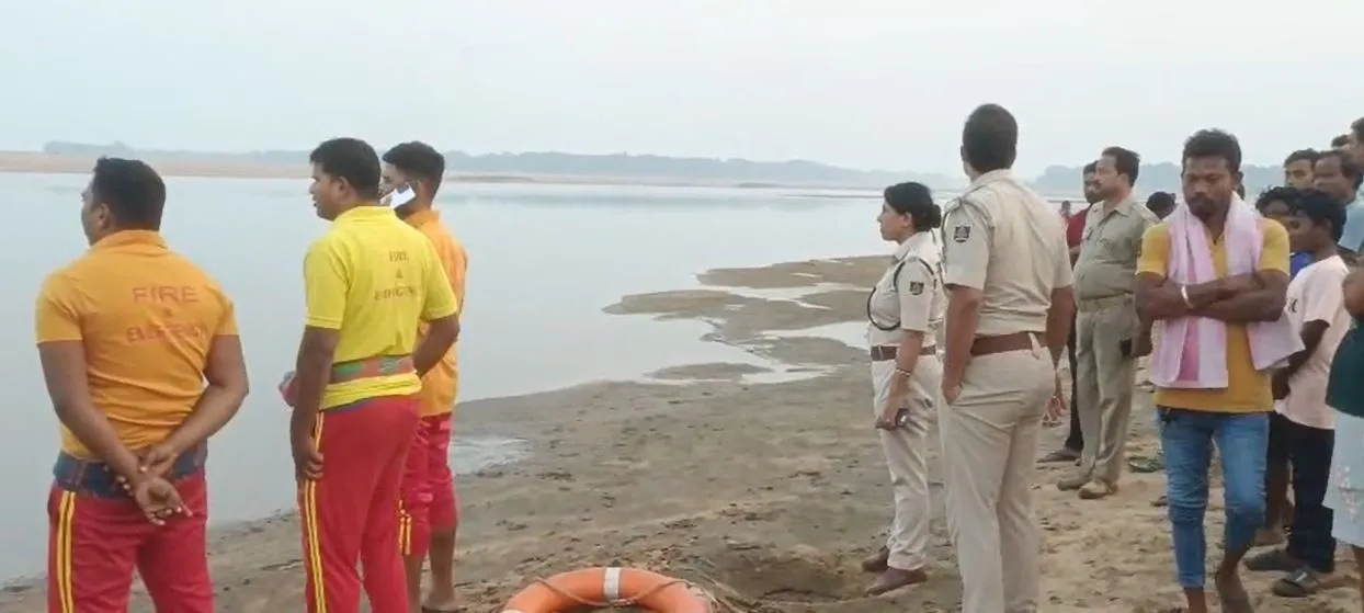 3 drowning in devi river 