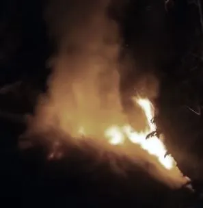 house burn in fire 