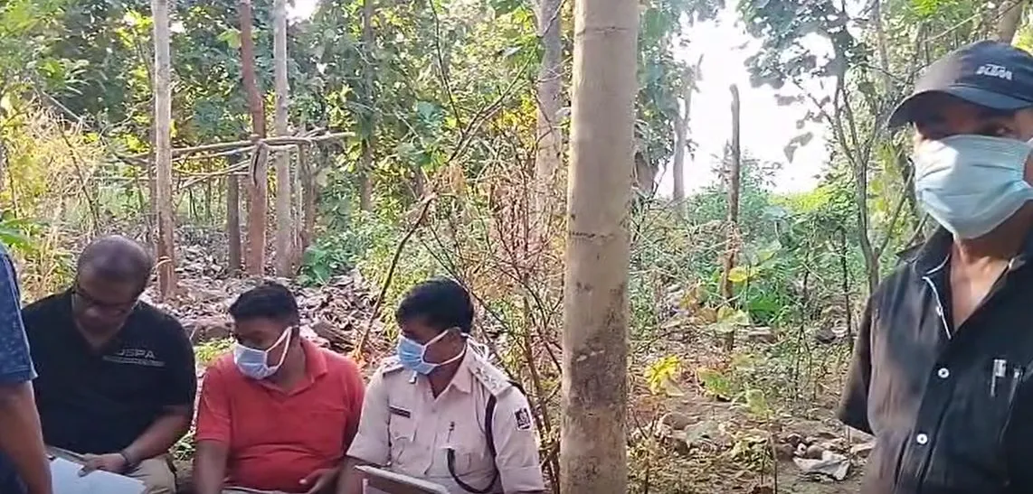 Constable killed over past enmity 