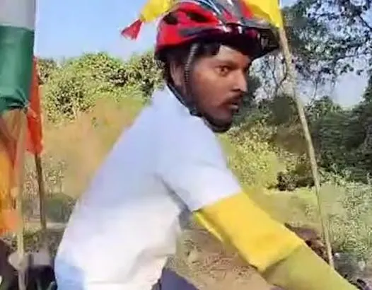 Chandan has returned after travelling to Charidham on a bicycle