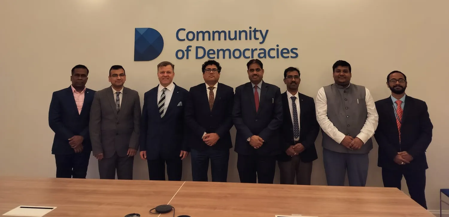Odisha delegation discusses election management at Warsaw University