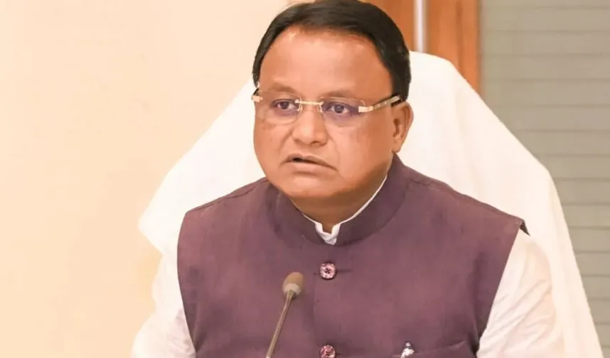 Chief Minister expresses grief over the demise of senior journalist Dulal Mishra