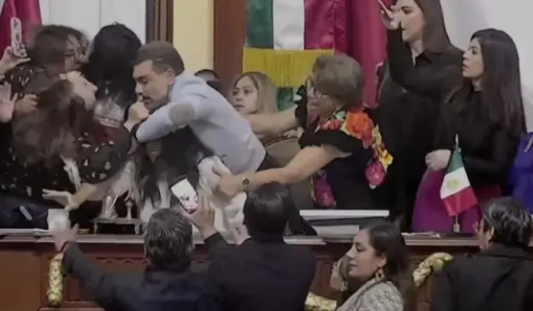 Mexico City lawmakers