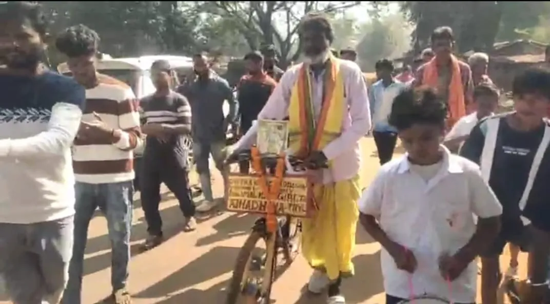 Cycle journey from Swabhiman area to Ayodhya