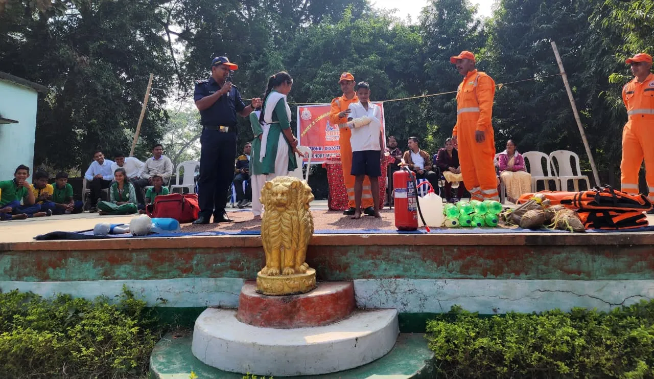 NDRF awareness program at Dahya High School