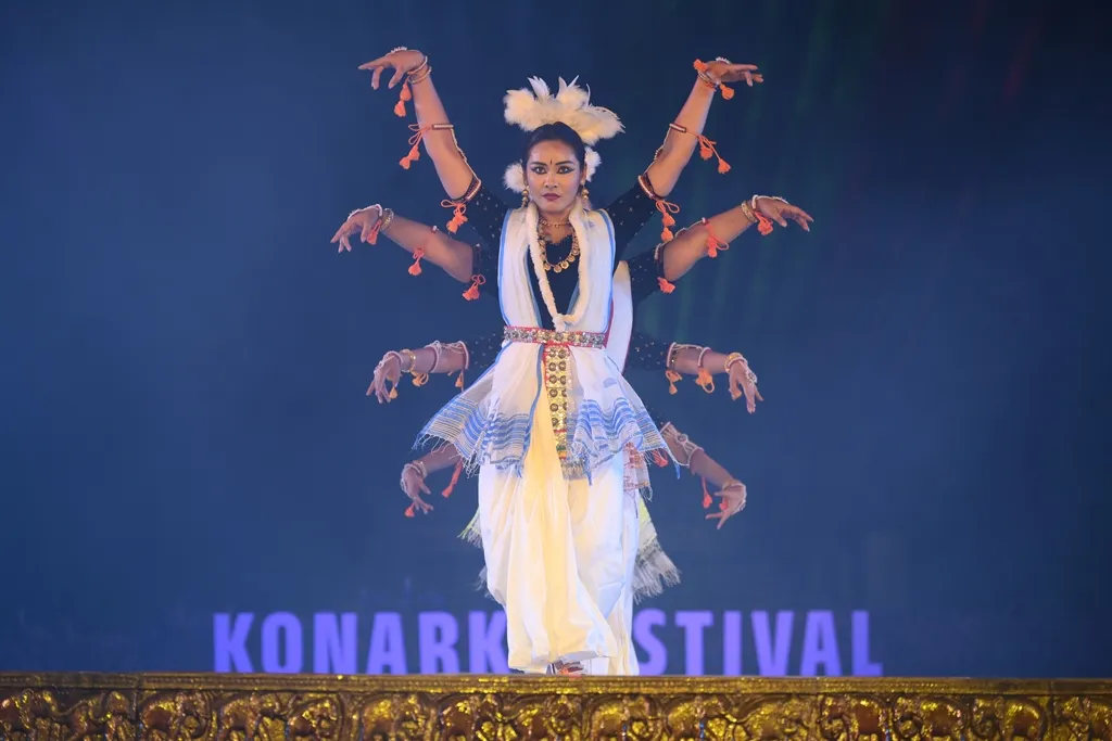 The fourth evening of the Konark Festival