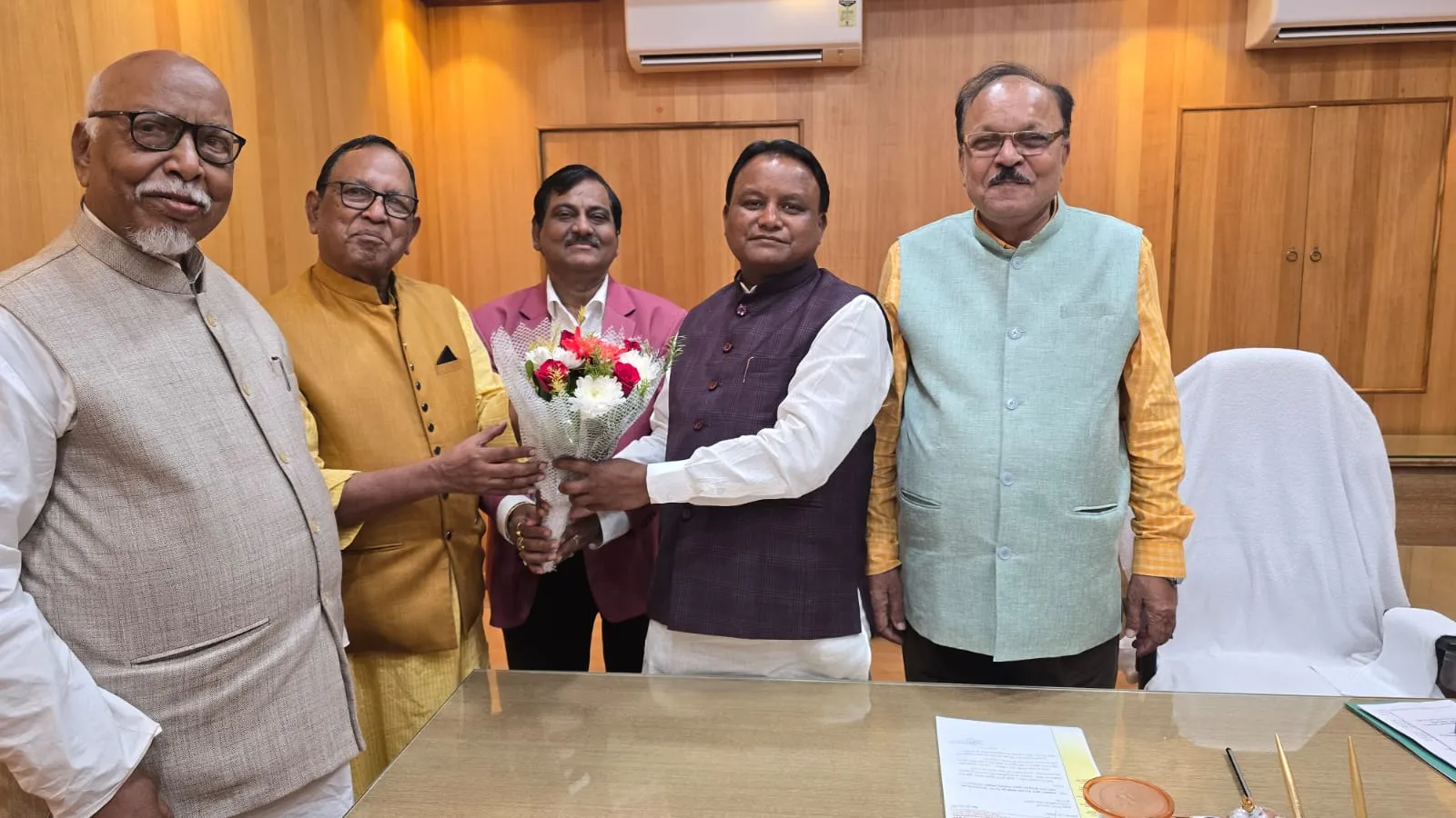 Invitation to the Chief Minister to attend the Ghoomusar Mahotsav