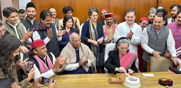  Sonia Gandhi