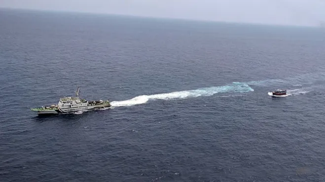 Coast Guard seizes Pakistani boat 