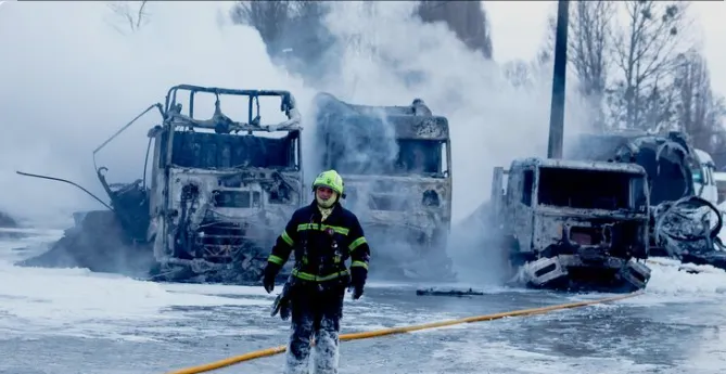 Kyiv Attack Sparks Outrage as Abu Dhabi Peace Talks Continue