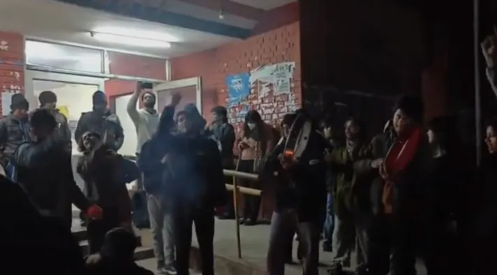 JNU students protest