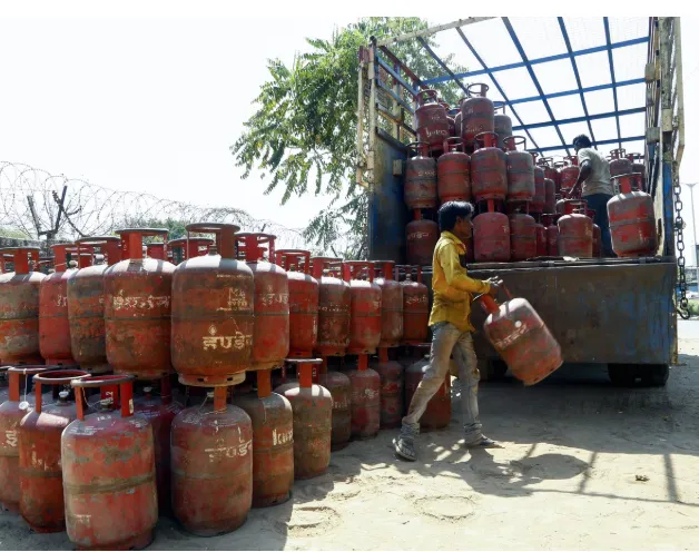 Indane LPG Refill Booking Disrupted After Massive Surge in Calls