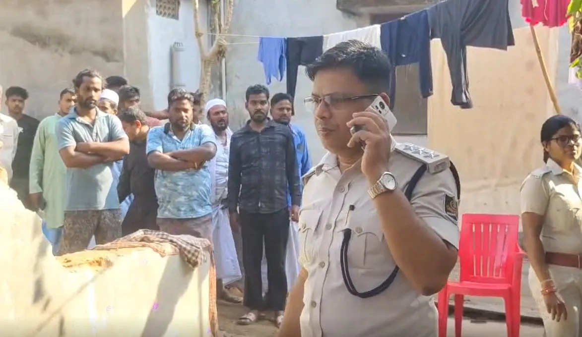 land dispute murder, younger brother kills elder brother, mother killed in family dispute, property dispute crime