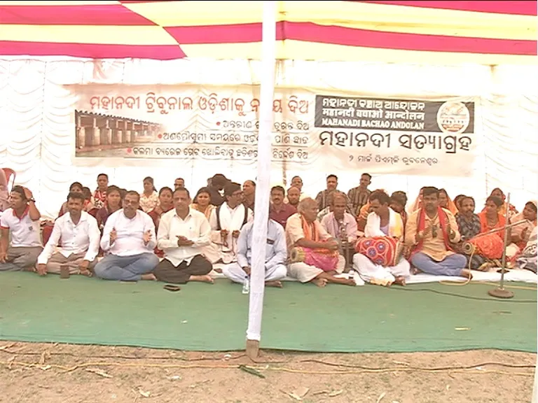Innovative Protest for Mahanadi