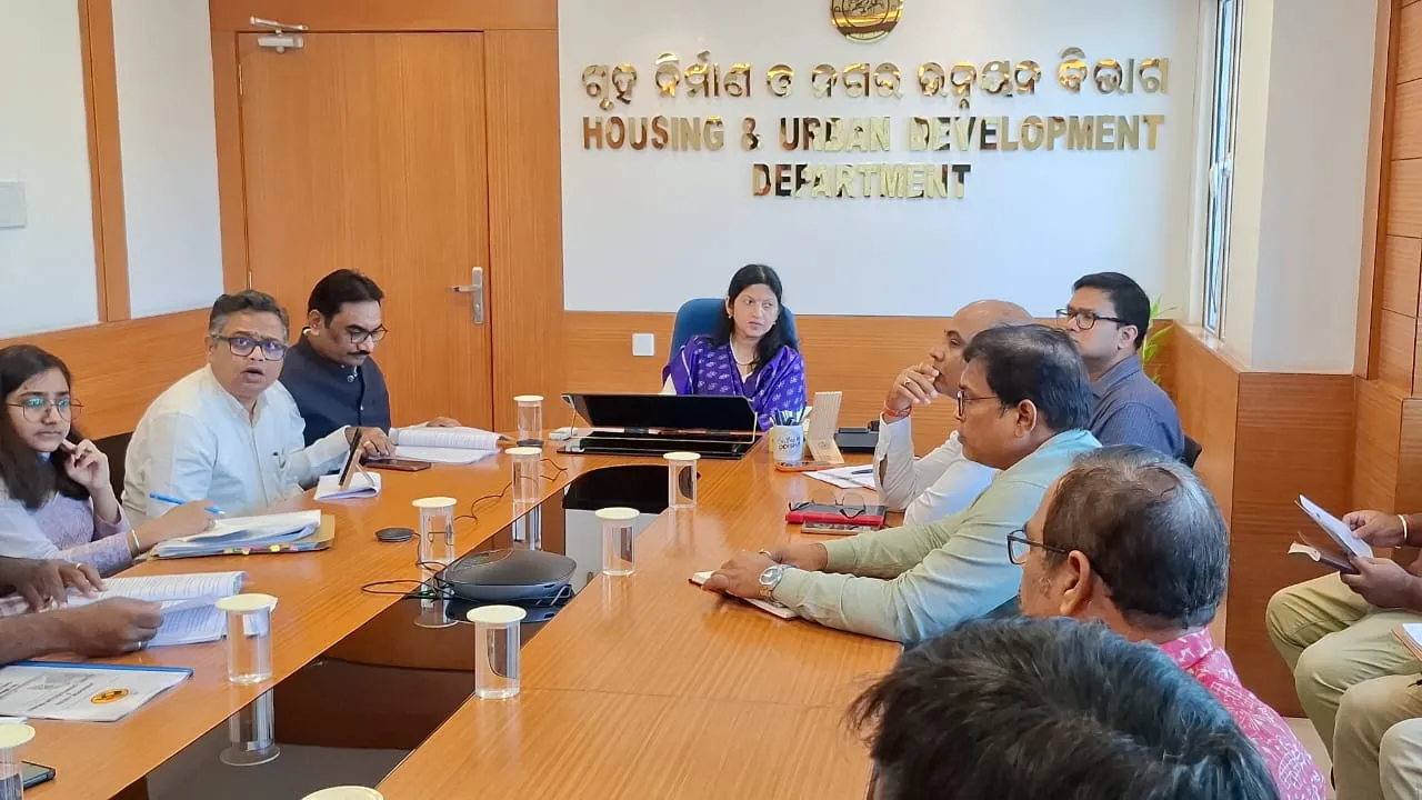 Discussions for expansion of piped natural gas in the state