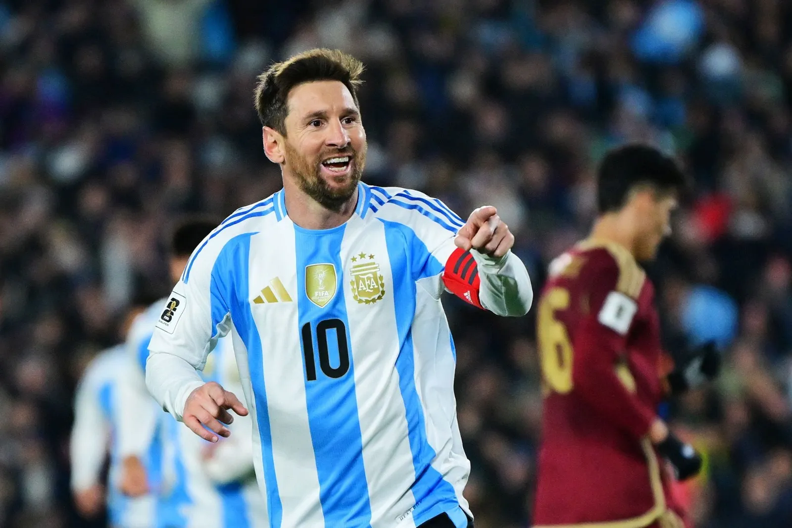 Lionel Messi leads Argentina 