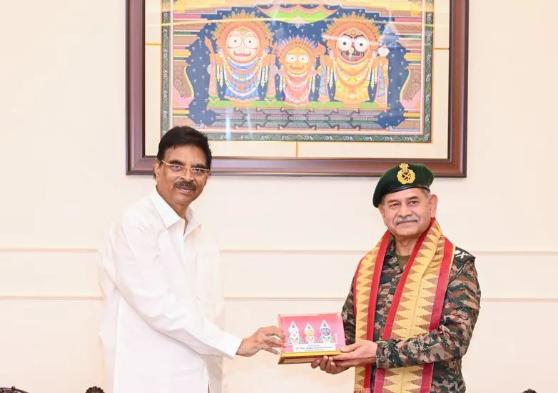 The Chief of Army Staff met the Governor to discuss key security