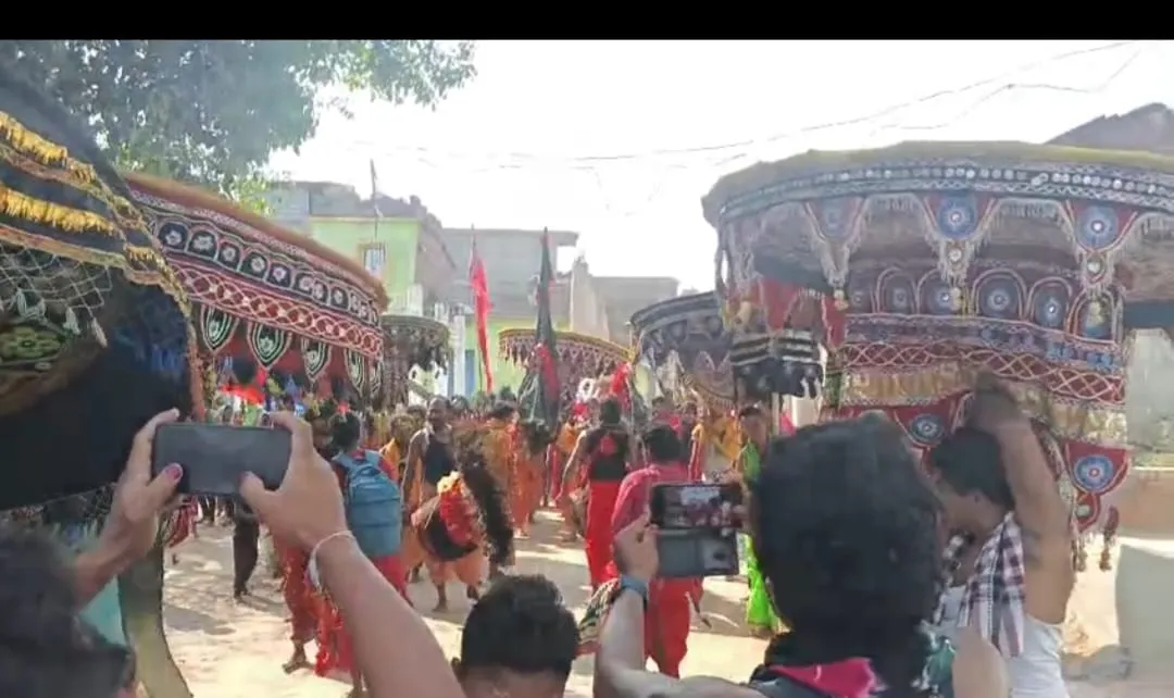 "Celebrate Odisha’s Danda Jatra – A Unique Tribal Festival of Rituals and Dance"