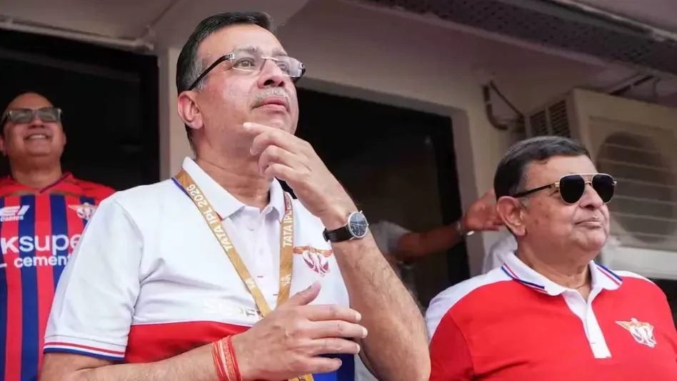Sanjiv Goenka Gets Emotional, Hugs Rishabh Pant After LSG Win vs SRH