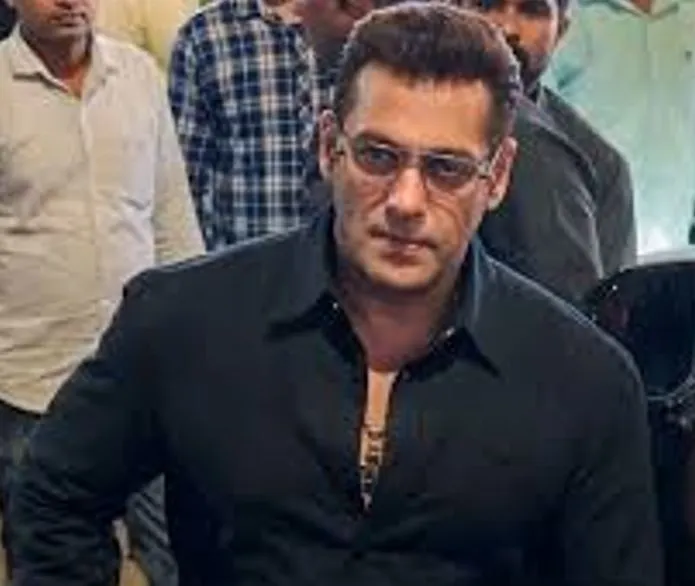 Salman Khan Spotted at Airport in Stylish Specs Look, Black Shirt Goes Viral