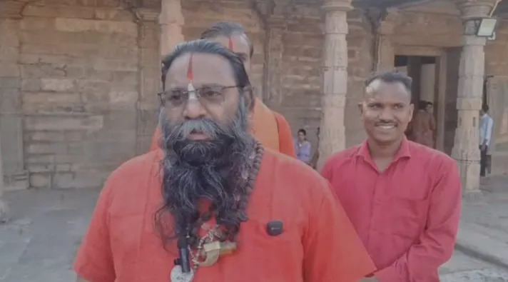 Devotees Perform Purification Ritual at Bhojshala Complex in Madhya Pradesh
