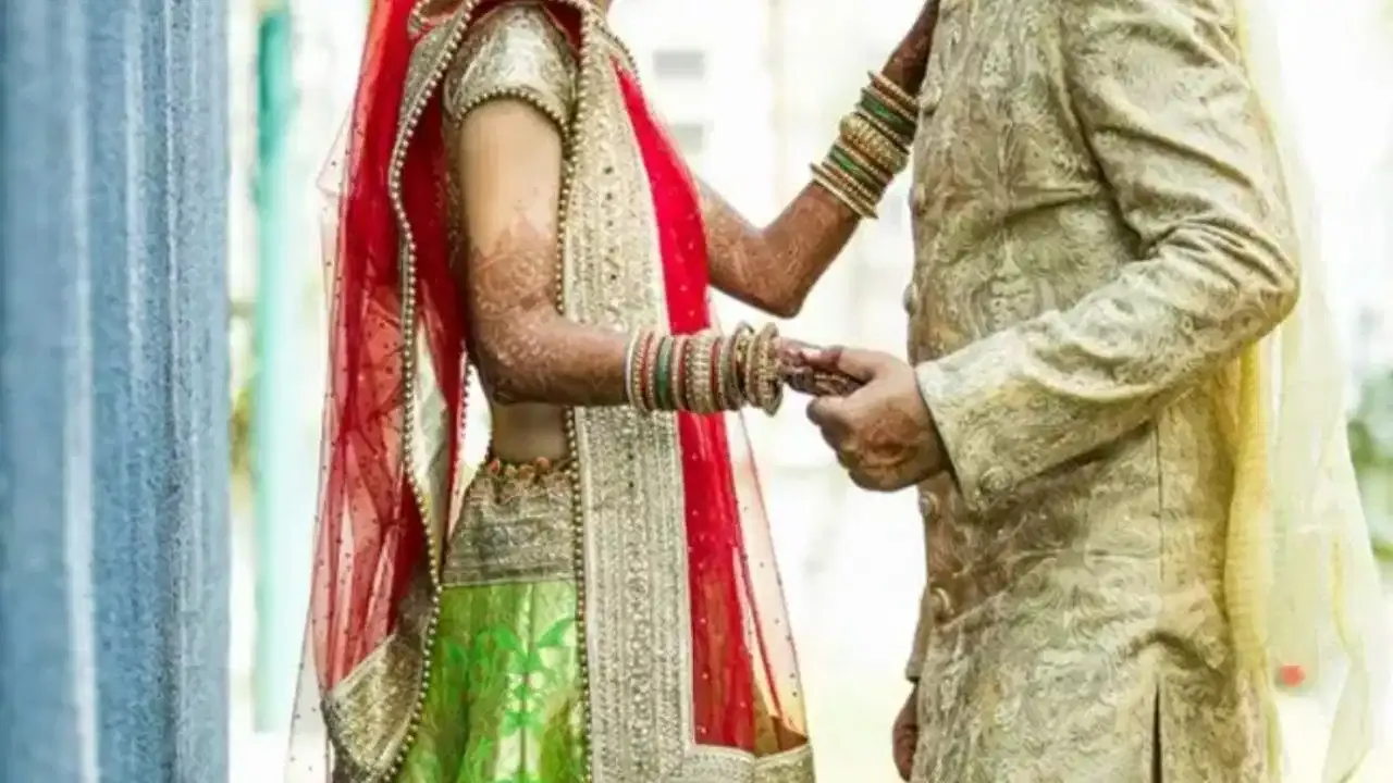 Late-Night Visit Turns Into Wedding in Muzaffarpur After Villagers Catch Couple Together