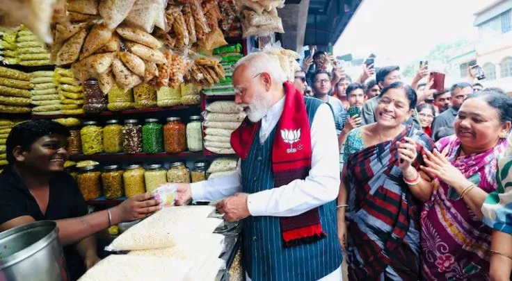 threats to  jhalmuri vendor