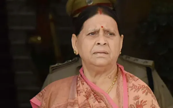 Patna Police arrived at former Bihar CM Rabri Devi’s residence amid an escalating bungalow dispute