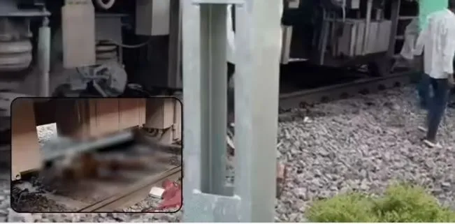 Train Accident: Four Passengers Killed After Fire Rumor Triggers Panic, Run Over by Patalkot Express