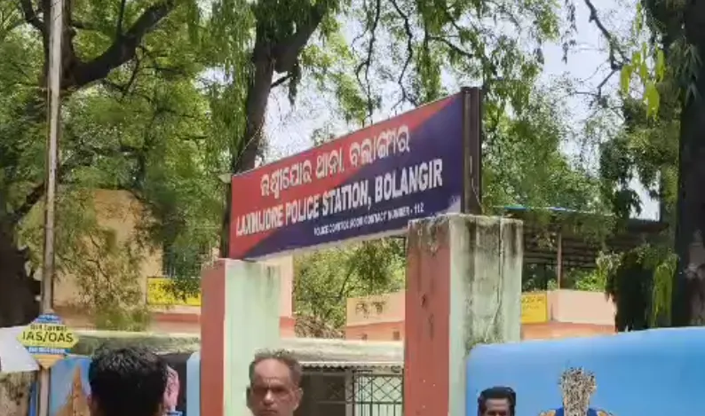 ସ୍ବାମୀକୁ ମୋବାଇଲରେ ପିଟି ପିଟି ଗୁରୁତର କଲା ସ୍ତ୍ରୀ, ଚିକିତ୍ସାଧୀନ ଅବସ୍ଥାରେ ମୃତ୍ୟୁ