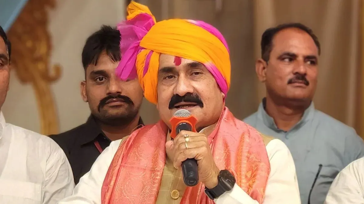 ‘ମୁଁ ବିଜେପିରେ ଜନ୍ମ ହୋଇଛି, ବିଜେପିରେ ମରିବି’…’ଟିକେଟ ଅସନ୍ତୋଷକୁ ନେଇ ଏମିତି କହିଲେ ମଧ୍ୟପ୍ରଦେଶର ପୂର୍ବତନ ଗୃହମନ୍ତ୍ରୀ…