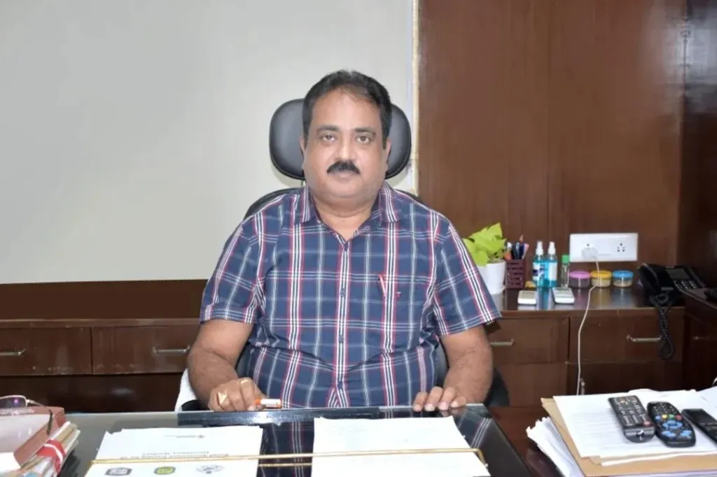 ବହି ତ୍ରୁଟି ମାମଲା : ପ୍ରକୃତ ଦୋଷୀକୁ ଖୋଜୁଛି କ୍ରାଇମ୍‌ବ୍ରାଞ୍ଚ, ଦାୟିତ୍ୱରେ ଥିବା ୧୫ ଅଧିକାରୀ ଜେରା ହେବେ
